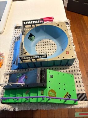 Mini Skate Park Playset - TECH DECK
